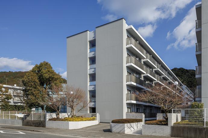 京セラ 鹿児島国分工場城山寮 2号館