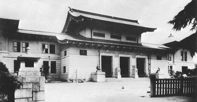 靖國神社 遊就館